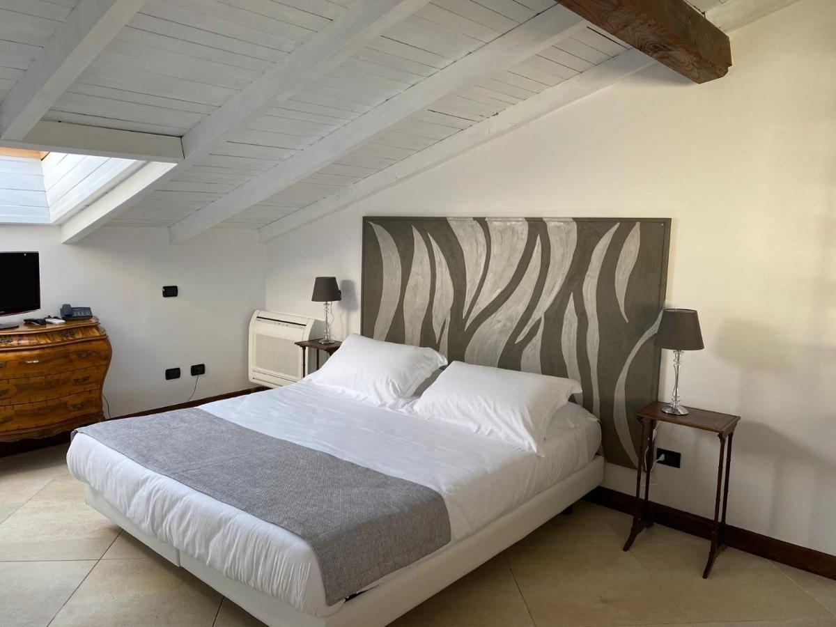 La Locanda Del Pontefice - Luxury Country House 4*